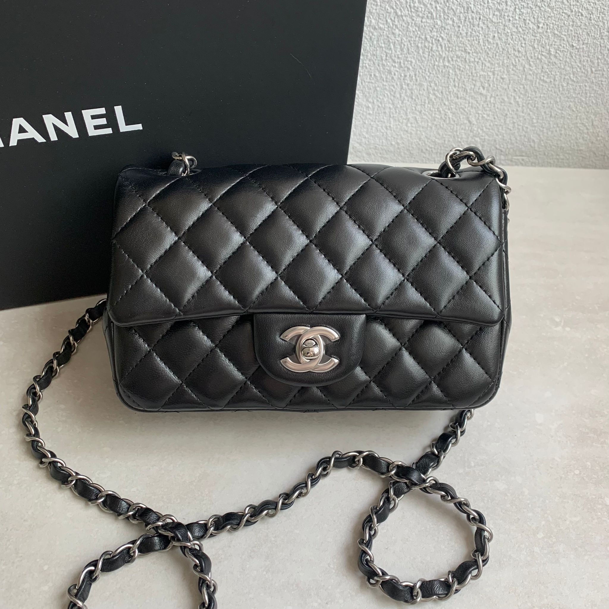 Chanel Classic Flap Mini Flapbag CF20 迷你翻蓋包 黑色銀釦