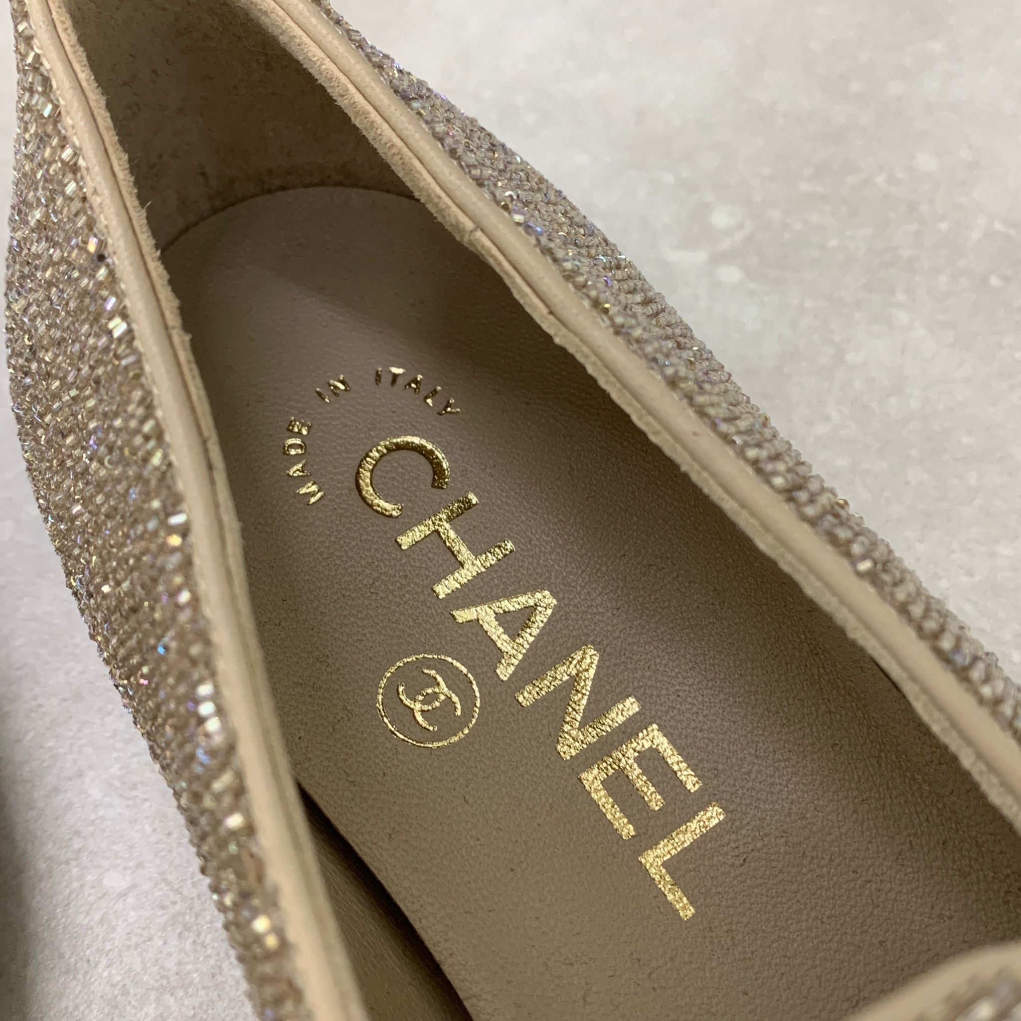 chanel 香檳金拼色串珠款樂福鞋