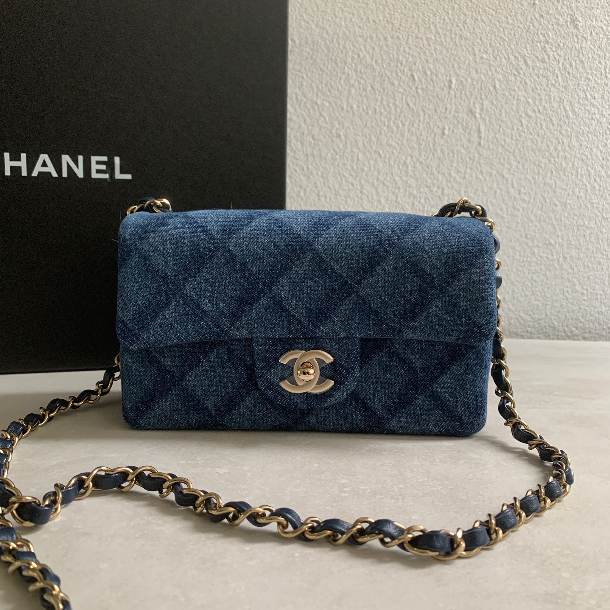 Chanel CF mini 菱形紋牛仔包