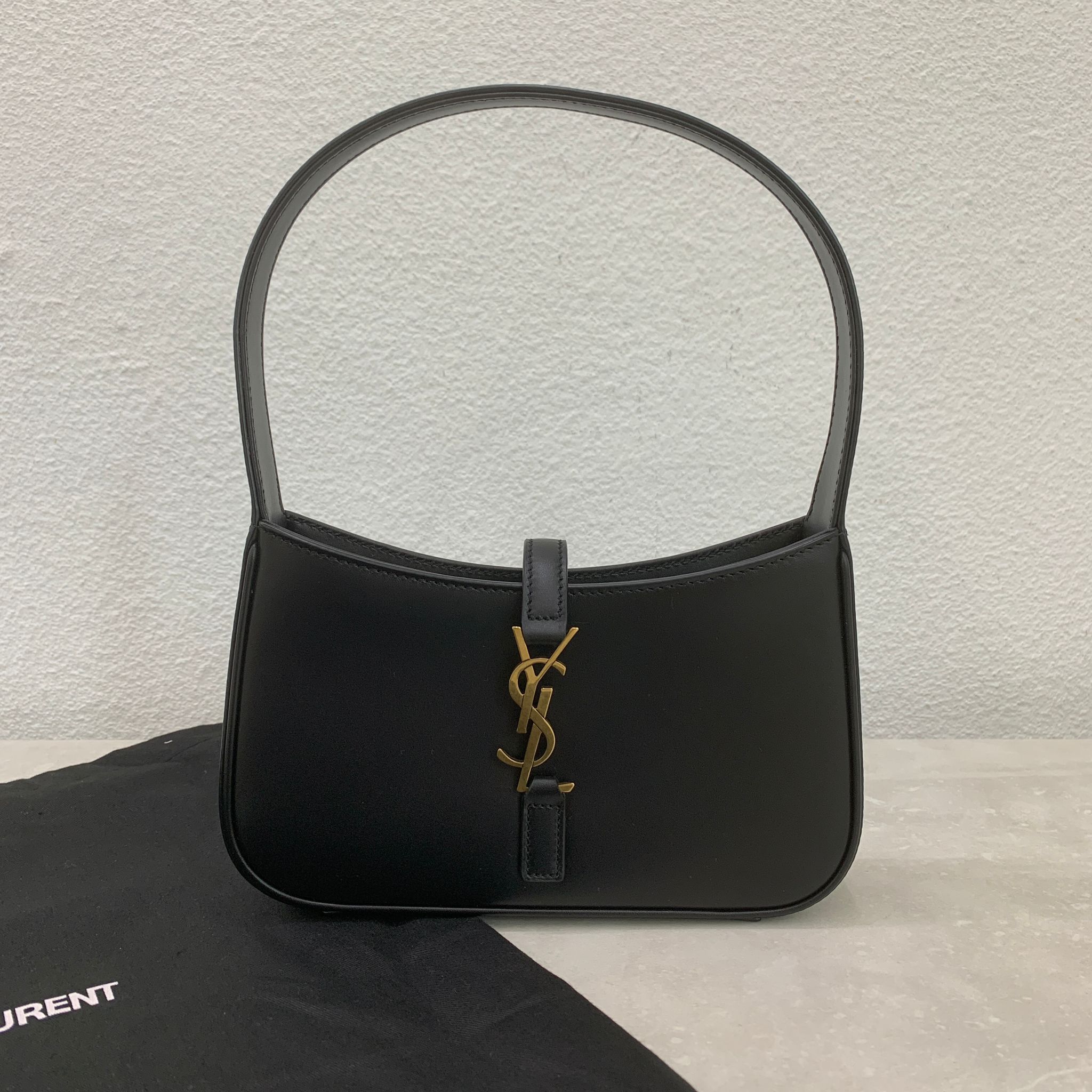 Ysl Mini Hobo 黑金腋下包