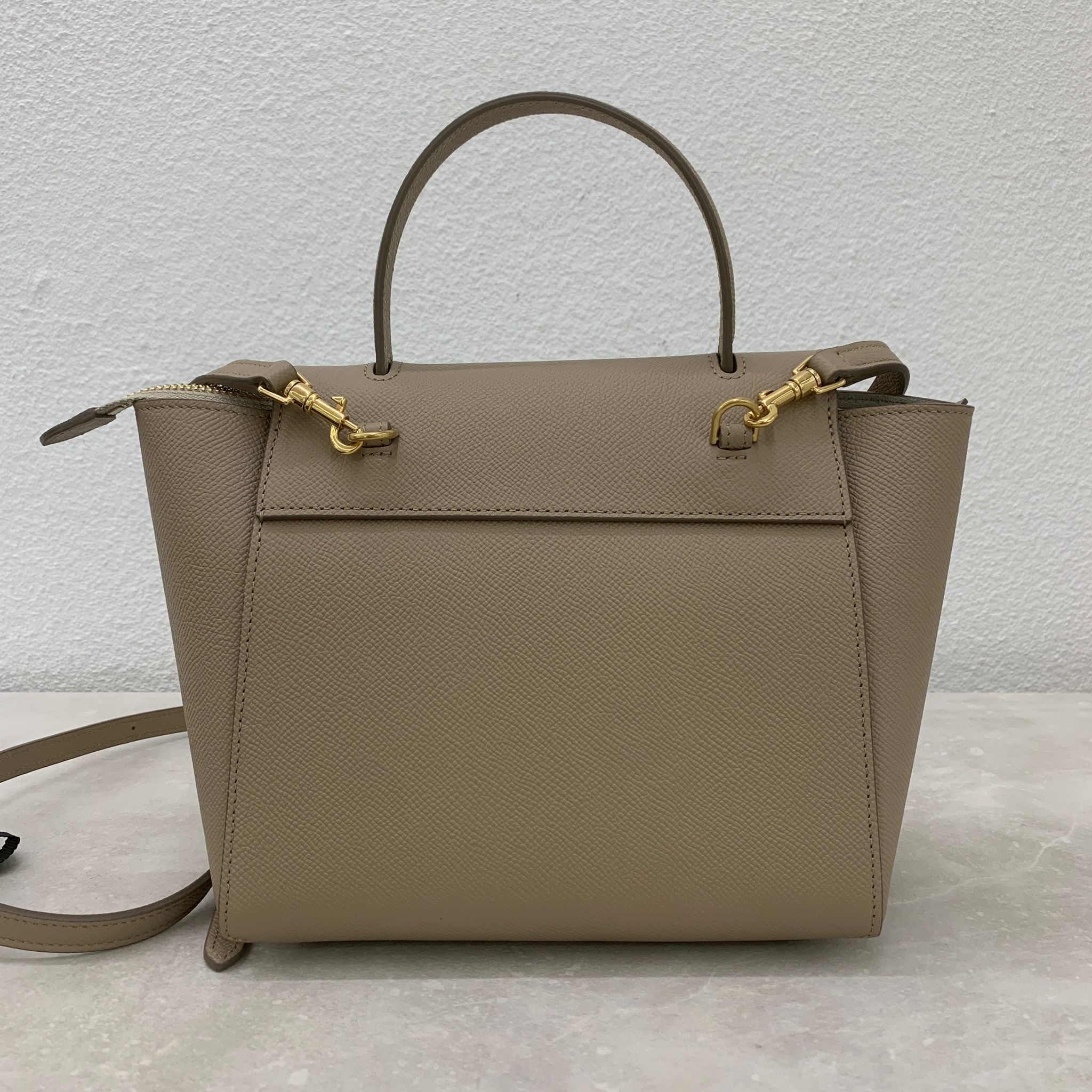 Celine nano belt 奶茶色