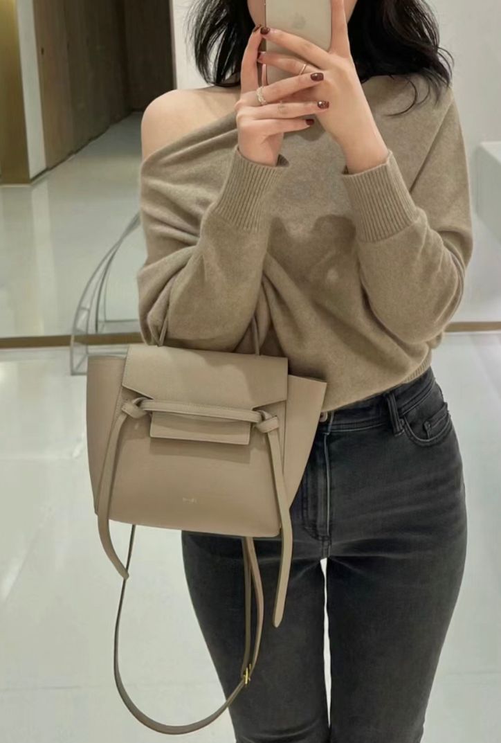 Celine nano belt 奶茶色