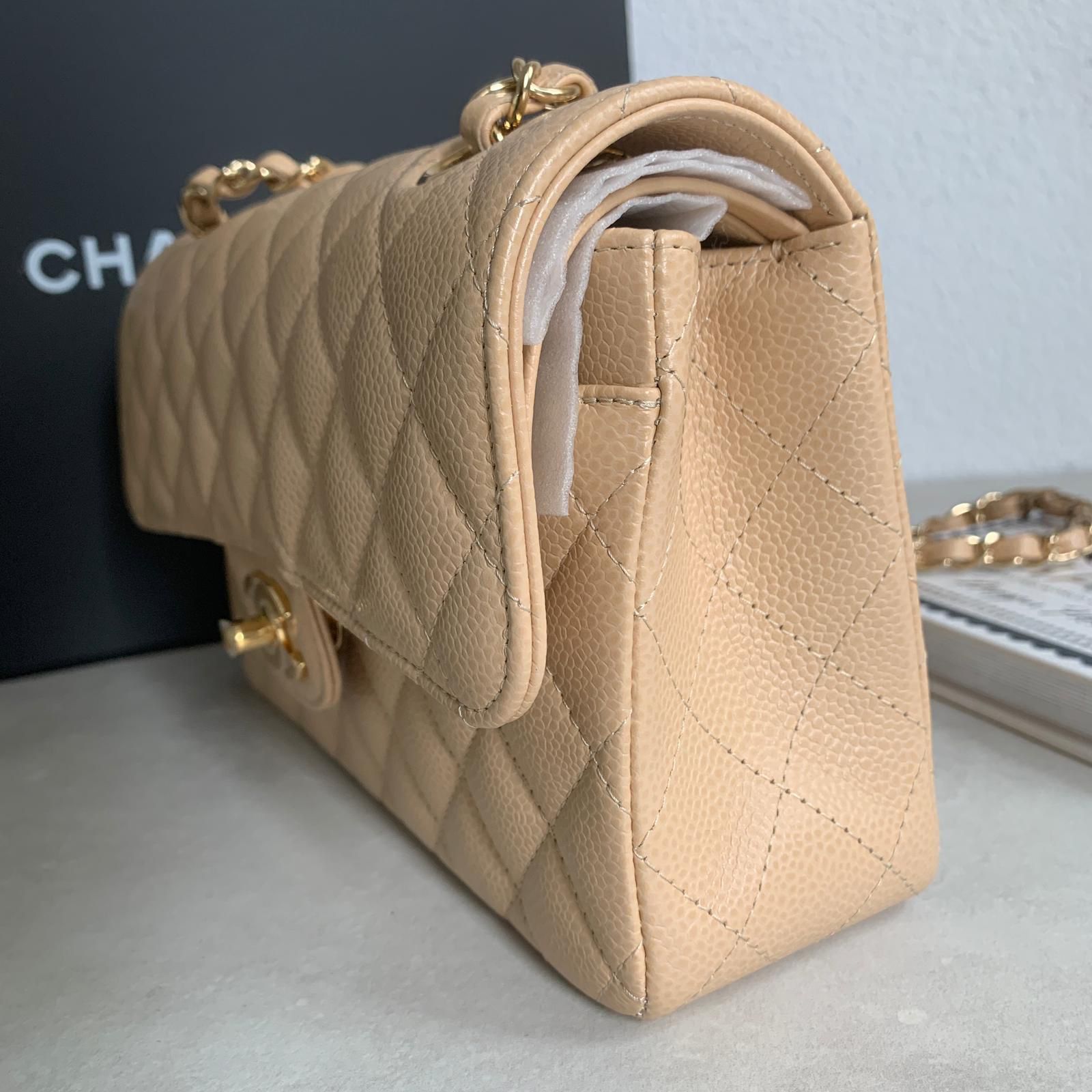 Chanel CF 20 奶茶色荔枝金釦