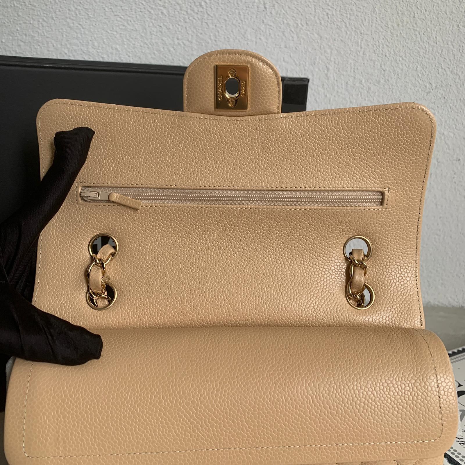 Chanel CF 20 奶茶色荔枝金釦