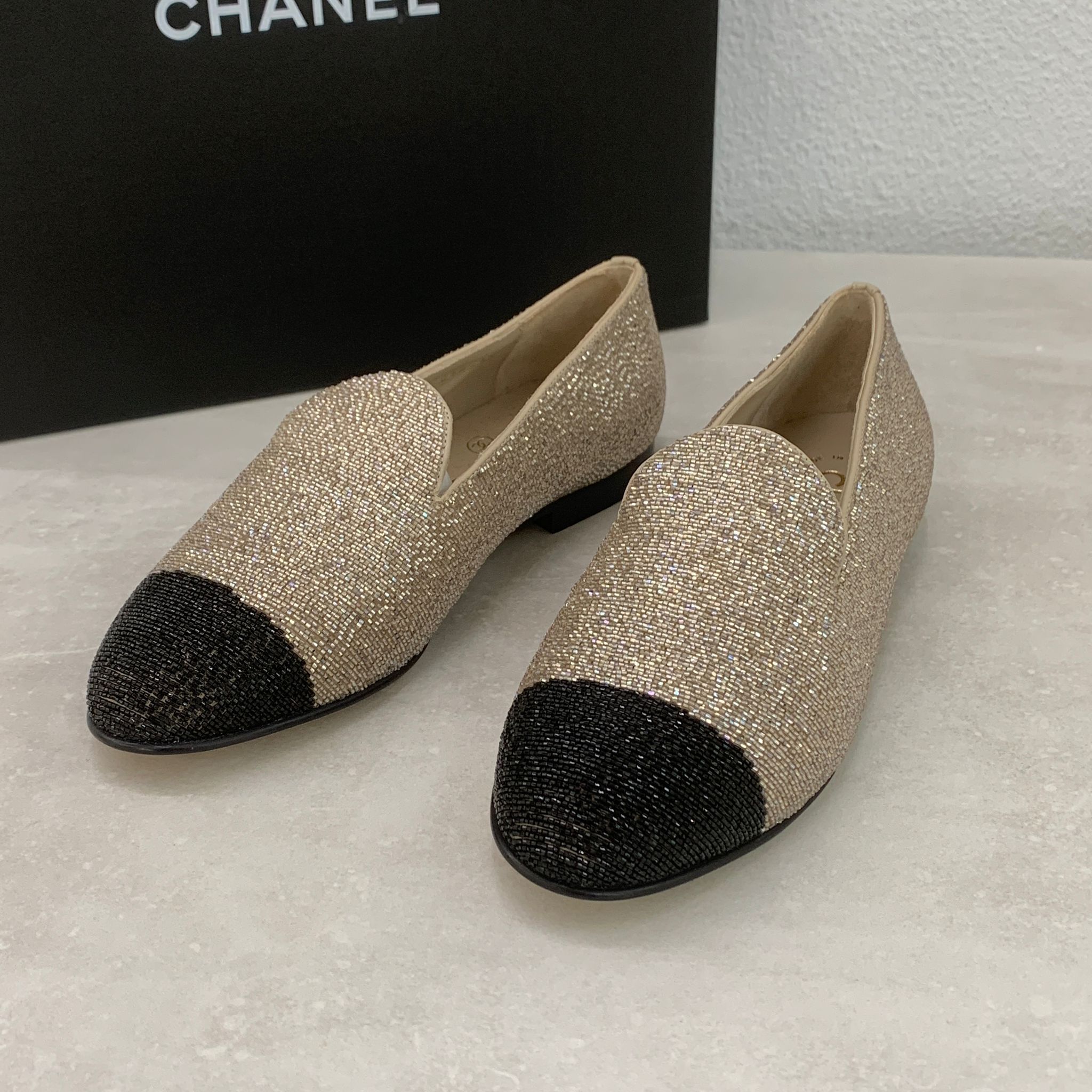 chanel 香檳金拼色串珠款樂福鞋
