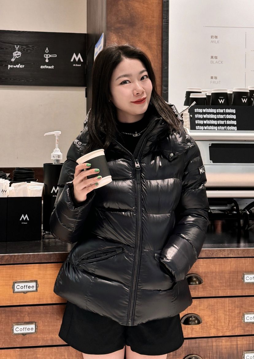 Mackage Madalyn黑色羽絨服