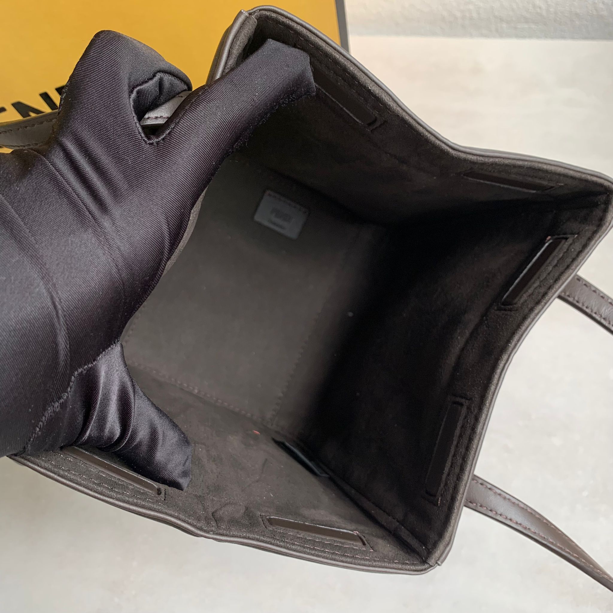 FENDI Origami Mini 老花折紙包