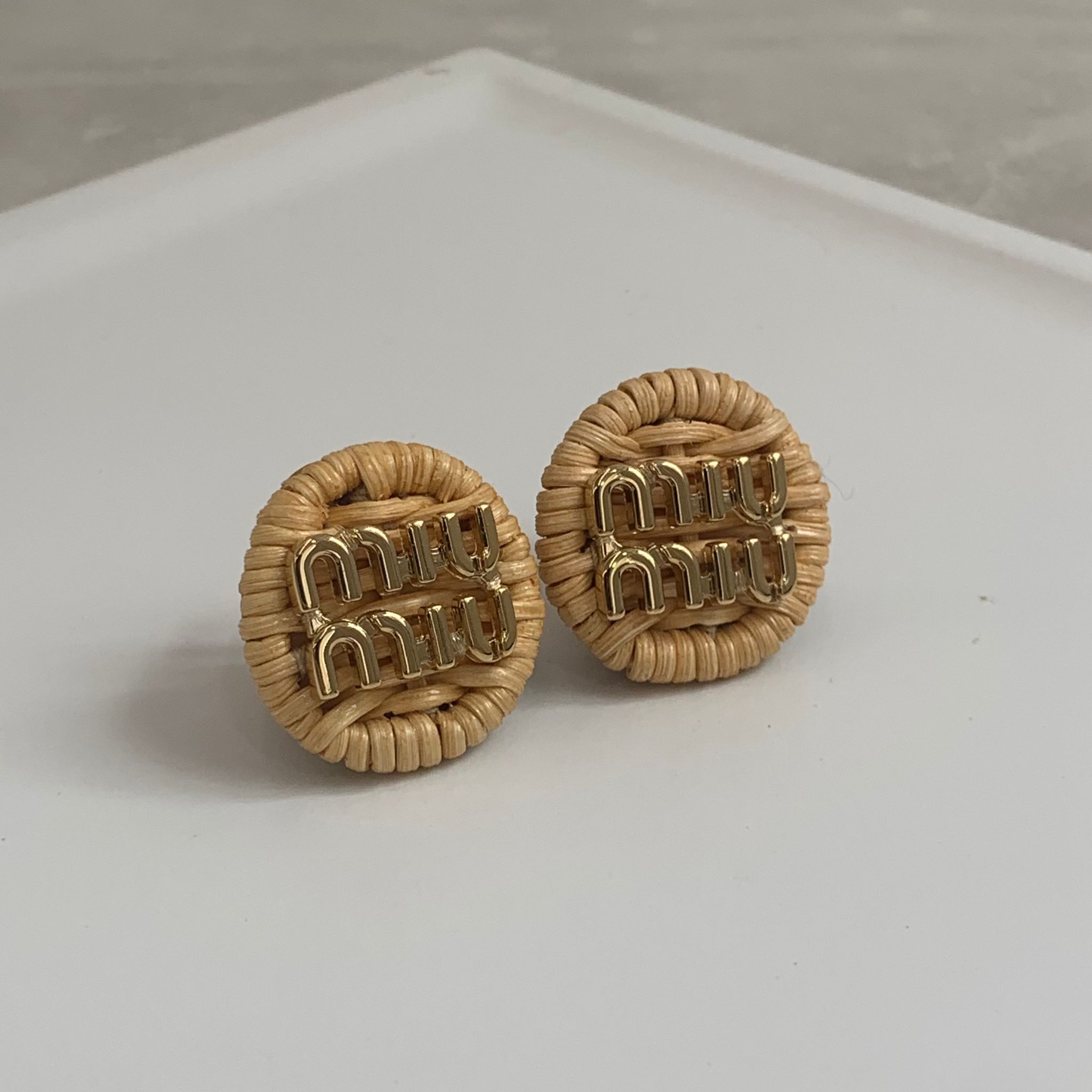 Miu Miu 編織耳環