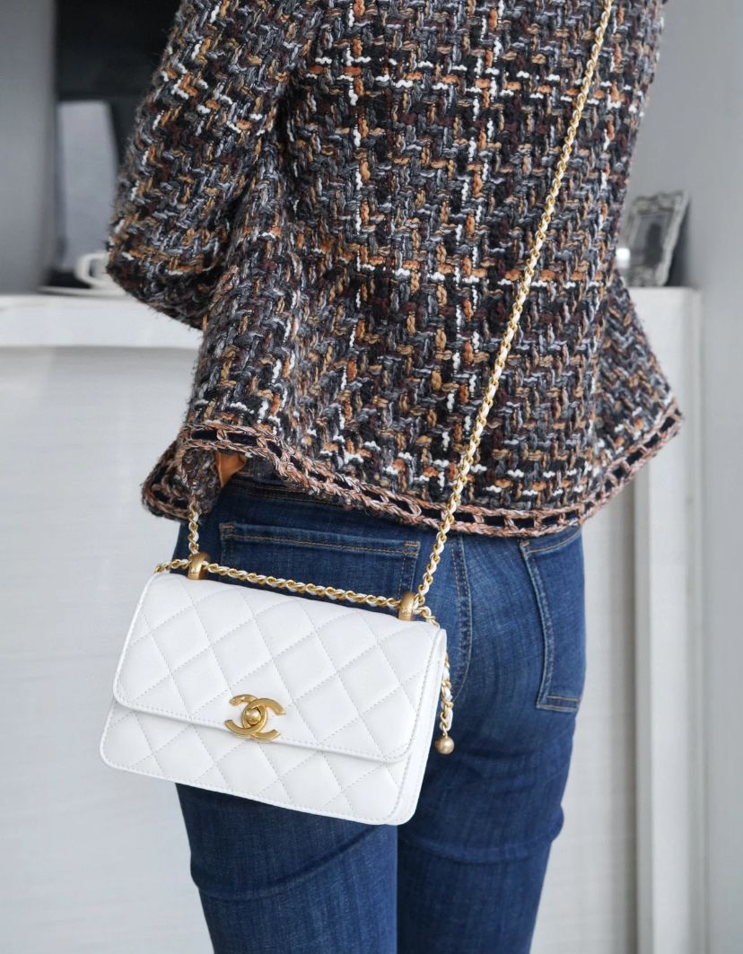 CHANEL 白色雙金珠CF mini