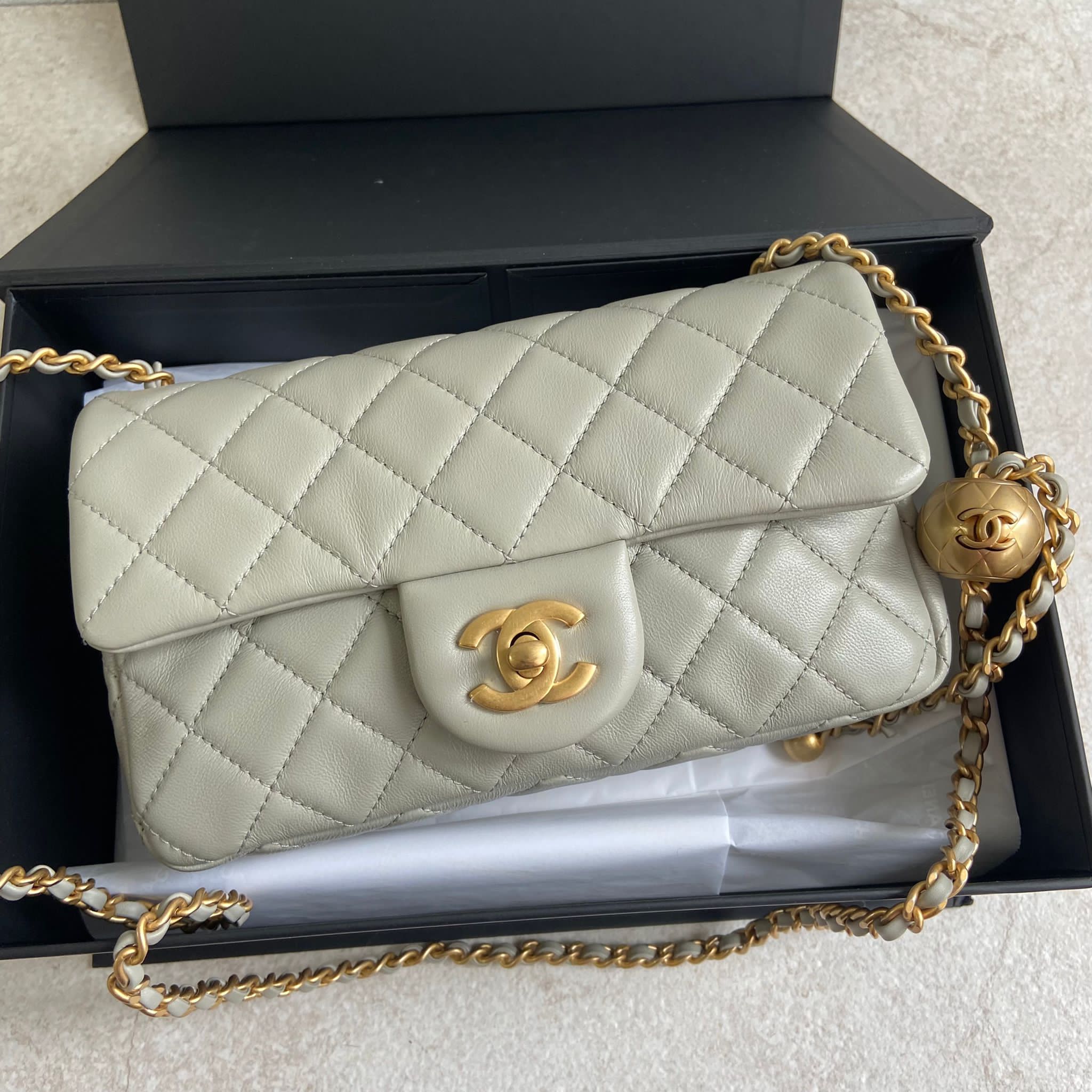 Chanel Classic Flap Ｍini flap bag CF20 灰色金球