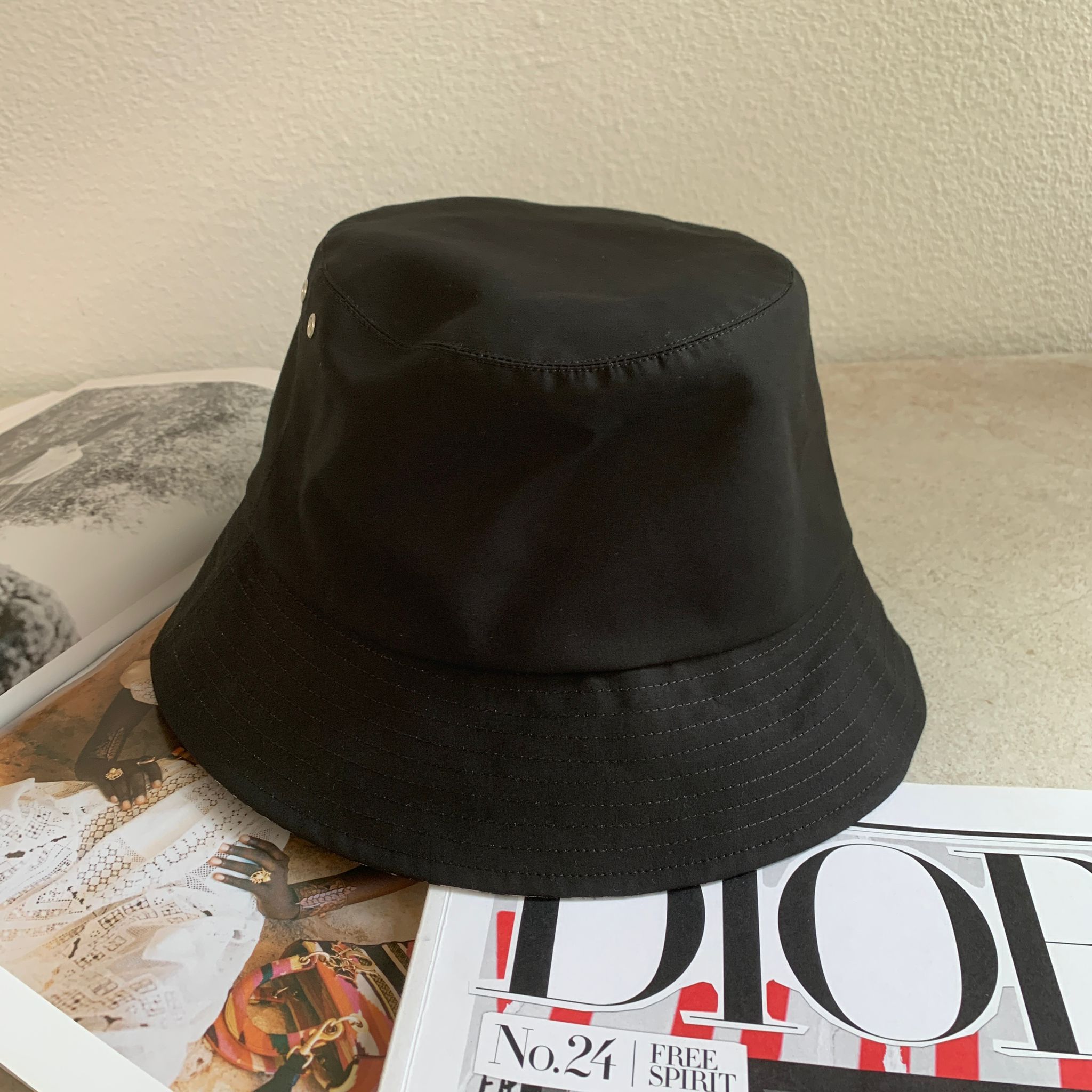 Dior 黑色雙面 Teddy-D 窄檐漁夫帽