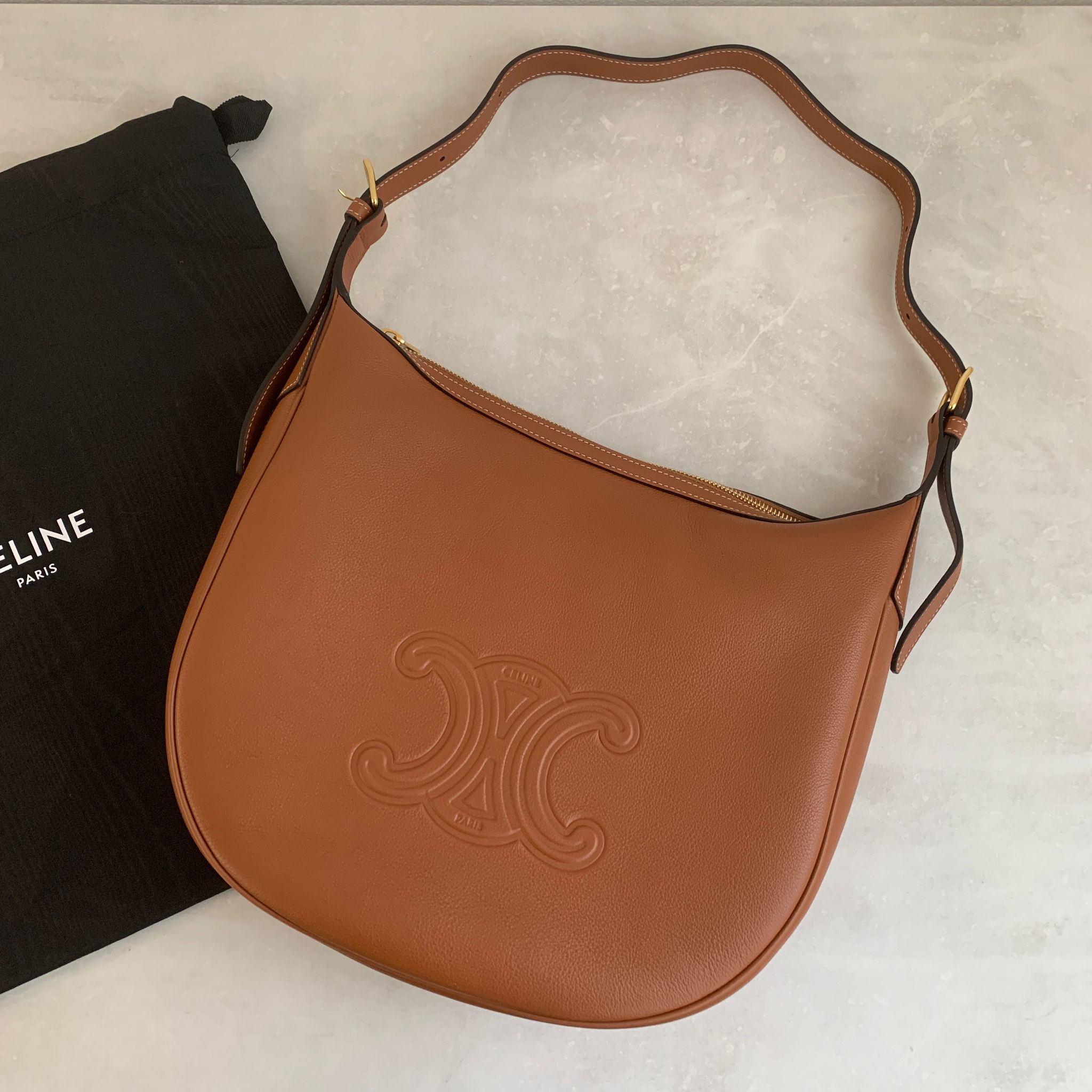 Celine Héloïse Hobo 棕色肩背包