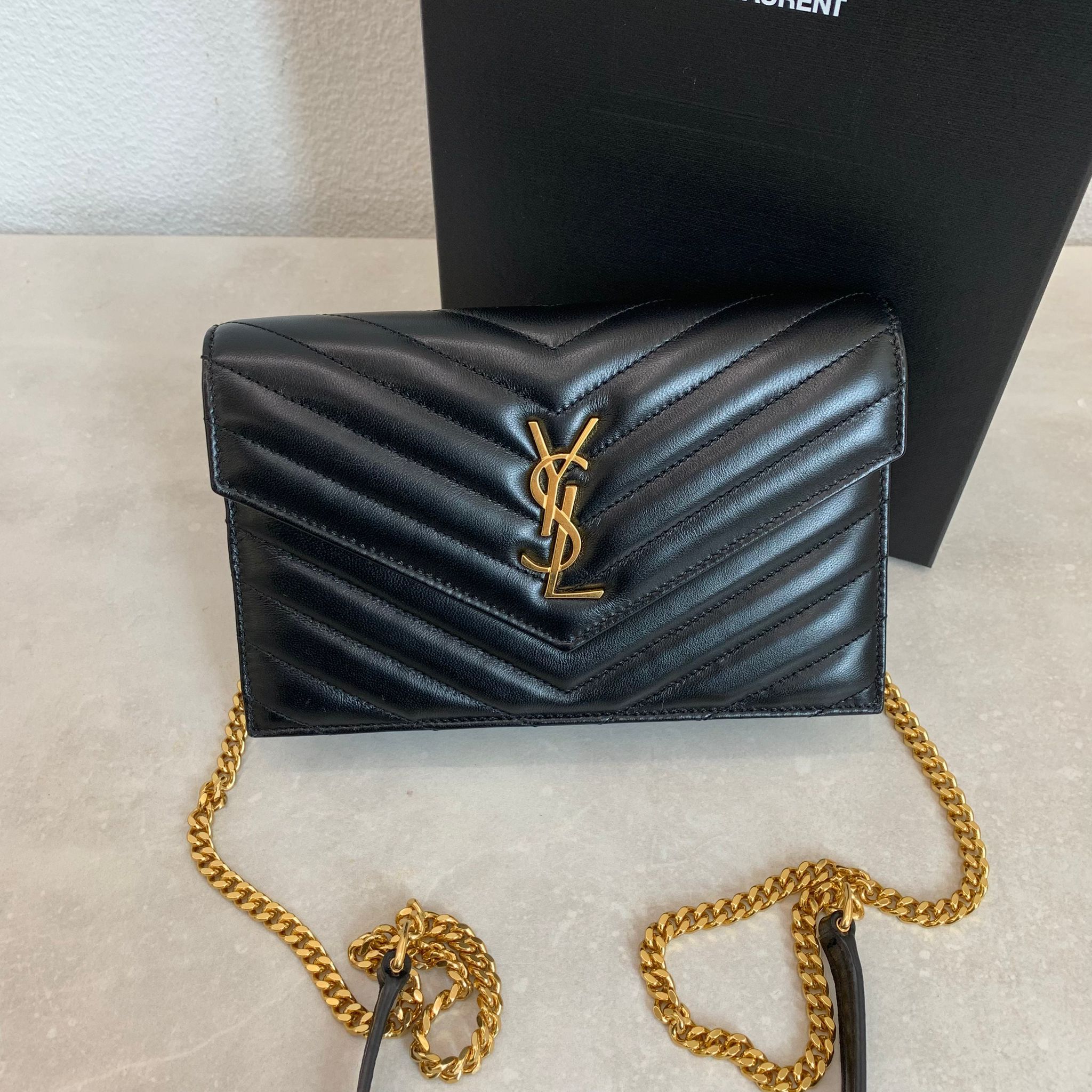 YSL 黑色信封包