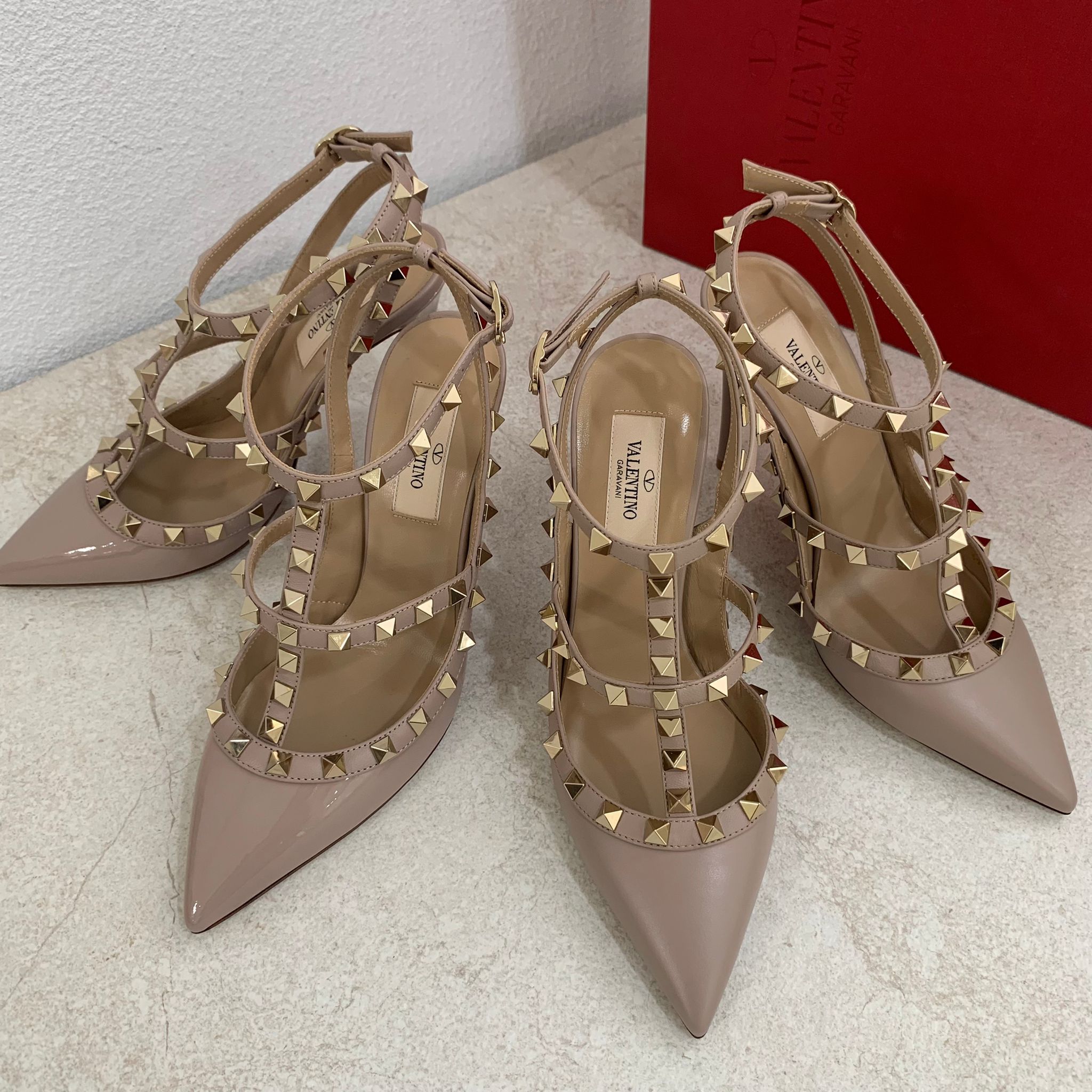 Valentino 卯丁高跟鞋