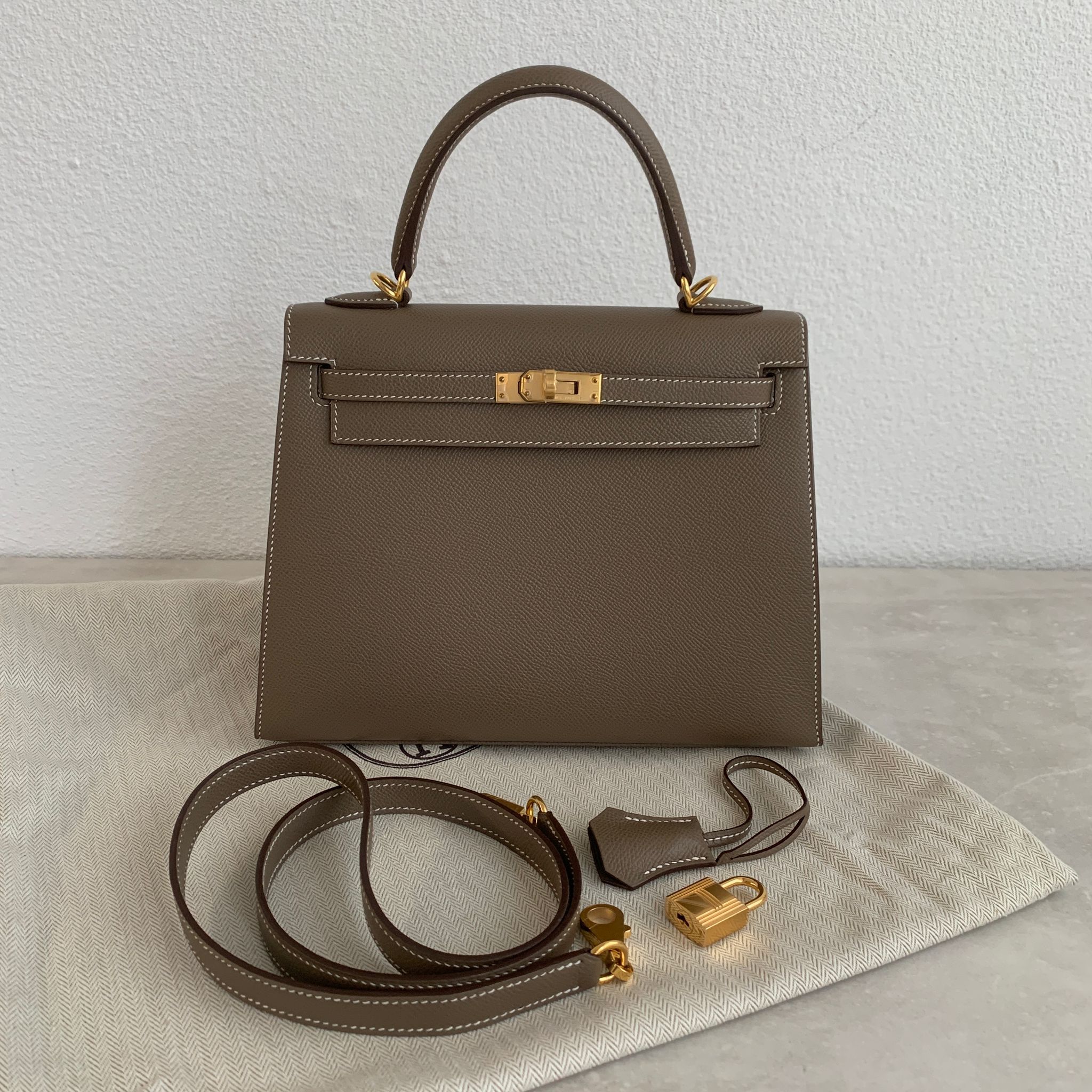 Hermès Kelly 25 大象灰 金釦 外縫