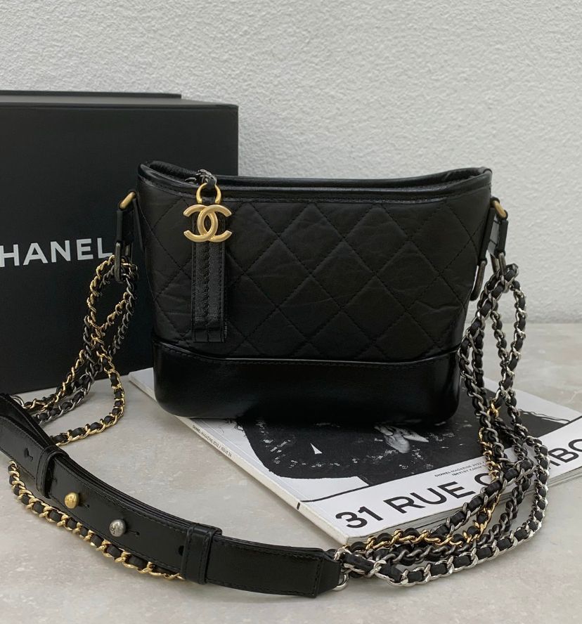 Chanel Gabrielle Mini Hobo Bag 流浪包 小號
