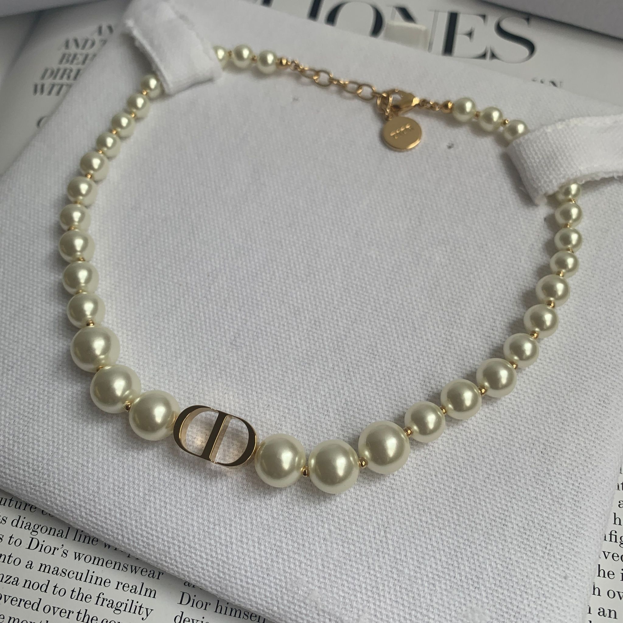 Dior 30 Montaigne 珍珠頸鏈