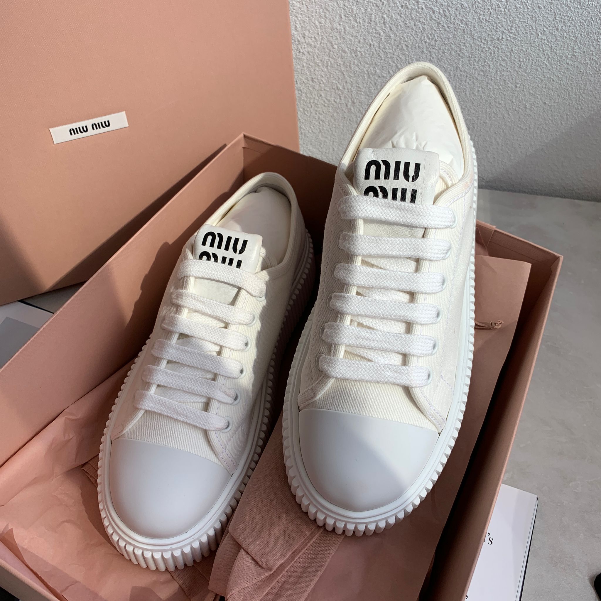Miumiu Denim Sneakers 白色丹寧運動鞋