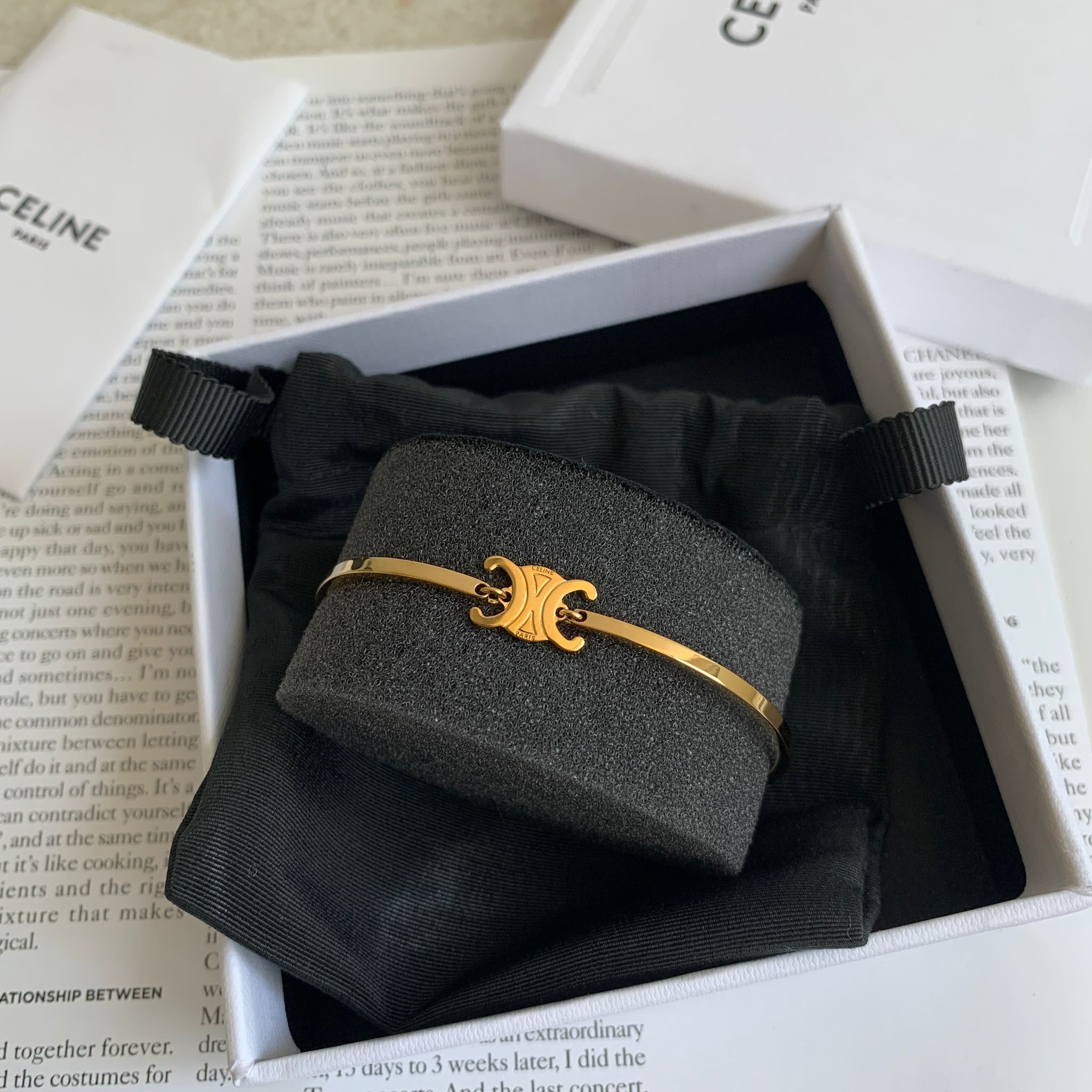 Celine Triomphe Articulated Bracelet 凱旋黃銅手環