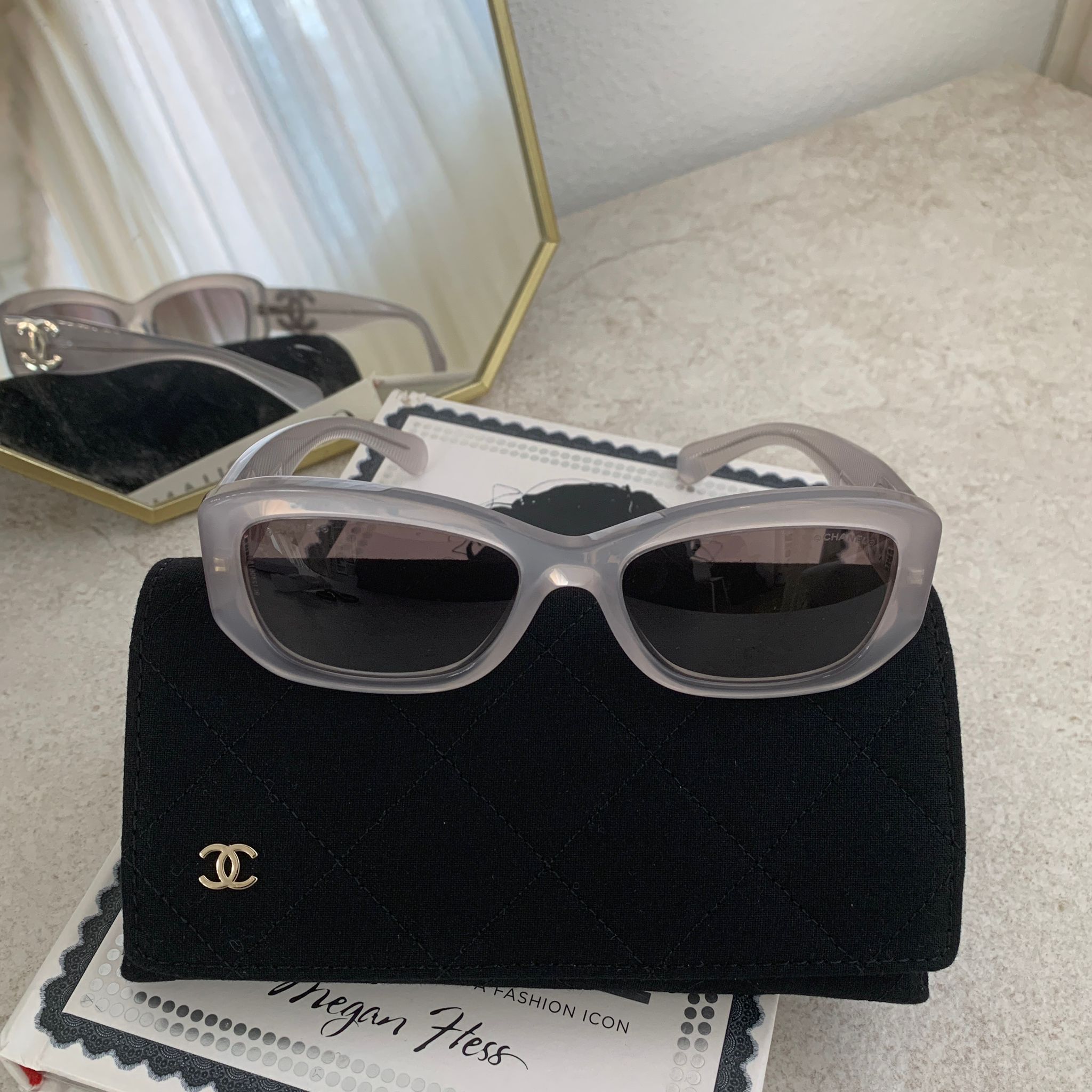 Chanel 灰紫色果凍框墨鏡 Ch5493