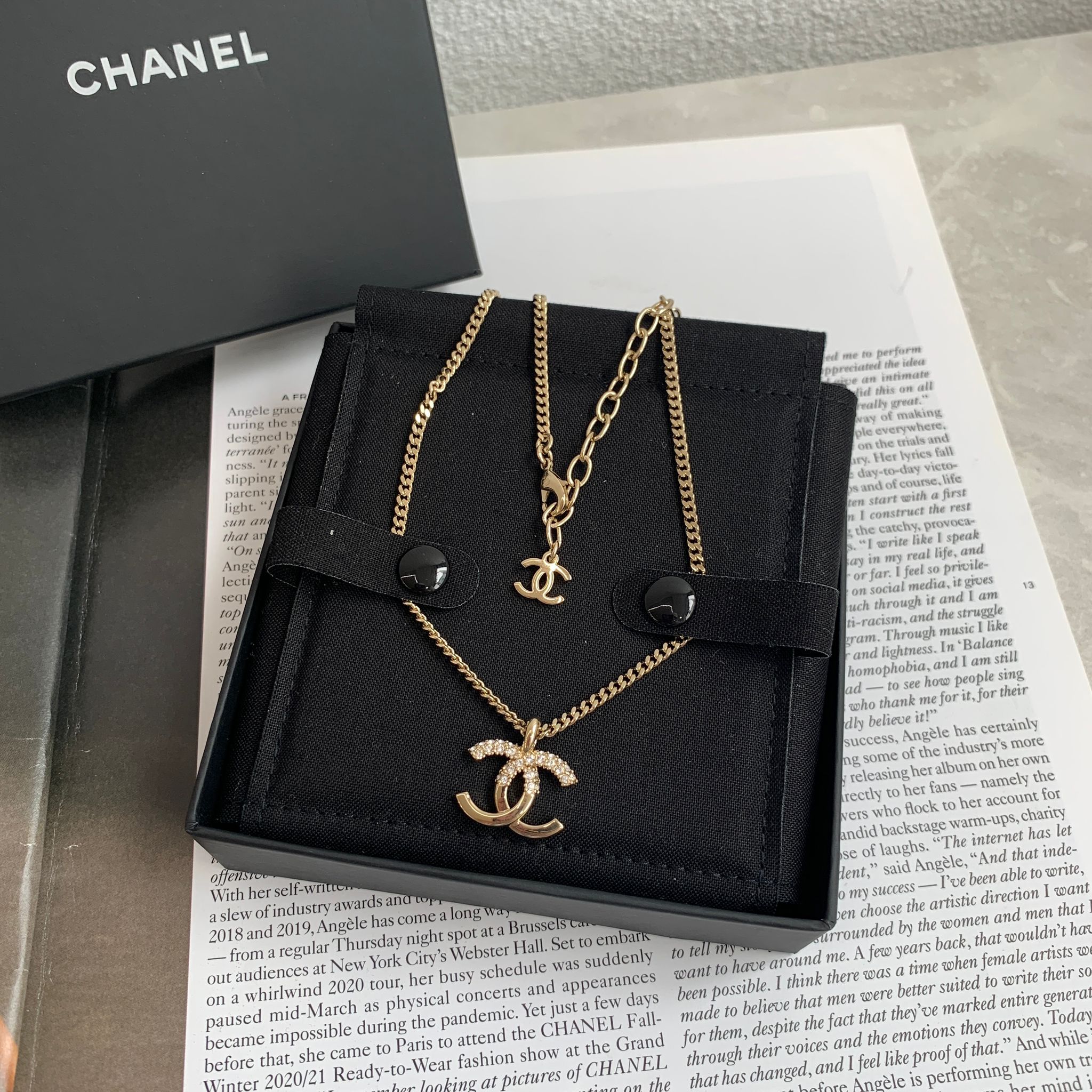 Chanel 22K半鑽雙C項鍊