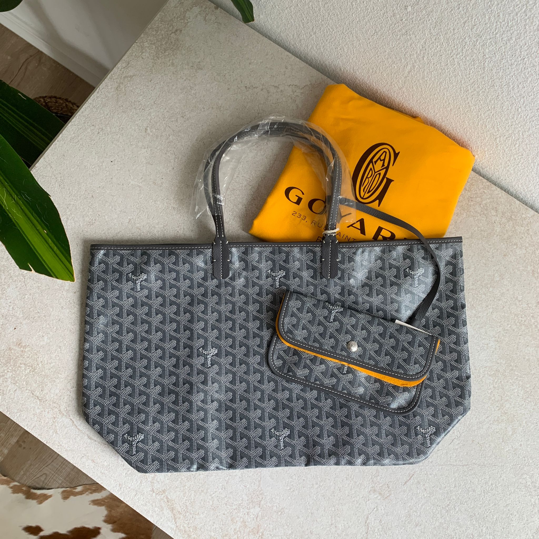 Goyard Saint Louis PM Bag 灰色小號購物包