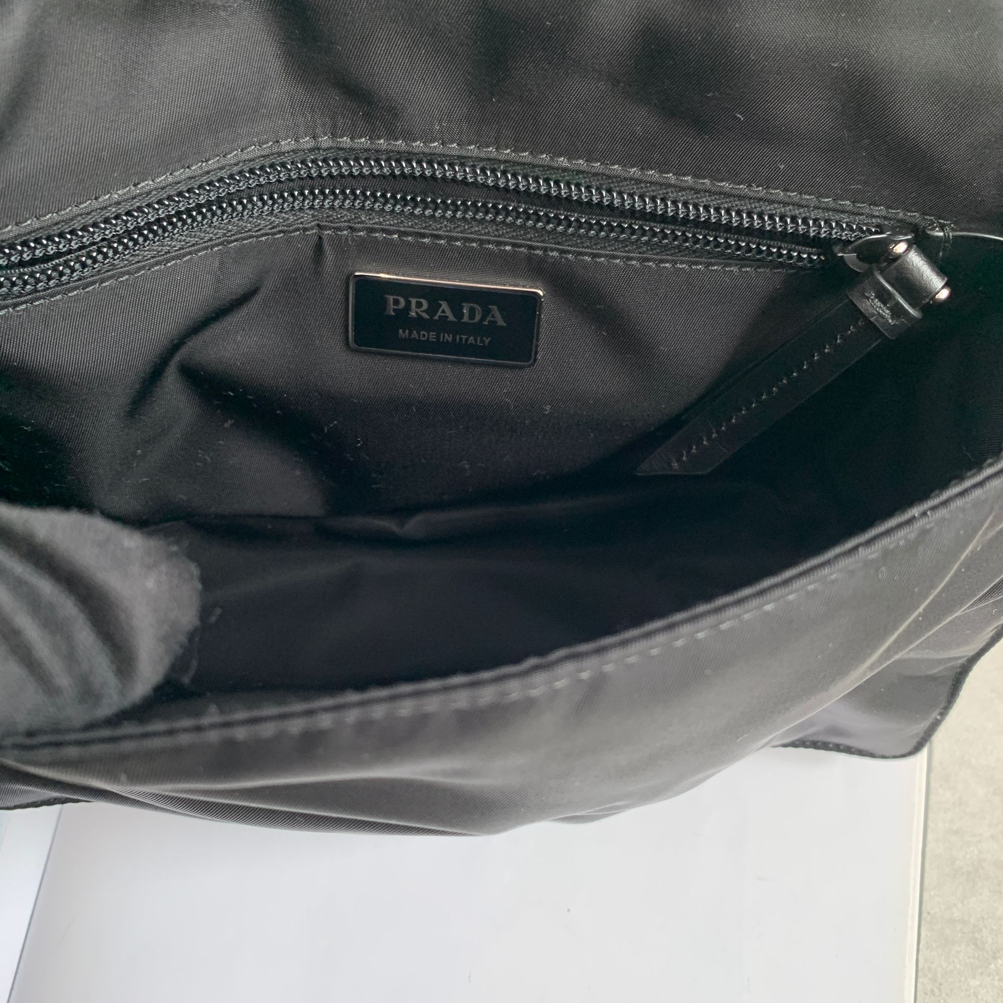 Prada Small shoulder bag in quilted Re-Nylon小號尼龍夾棉肩背包