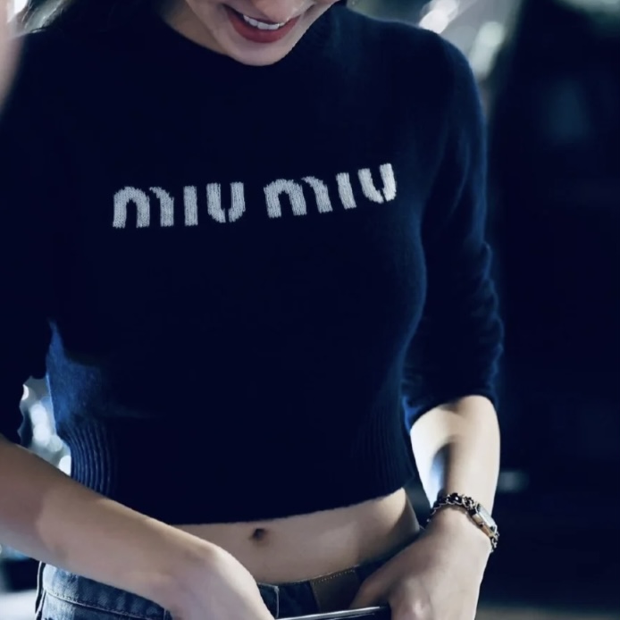MiuMiu 黑色毛衣