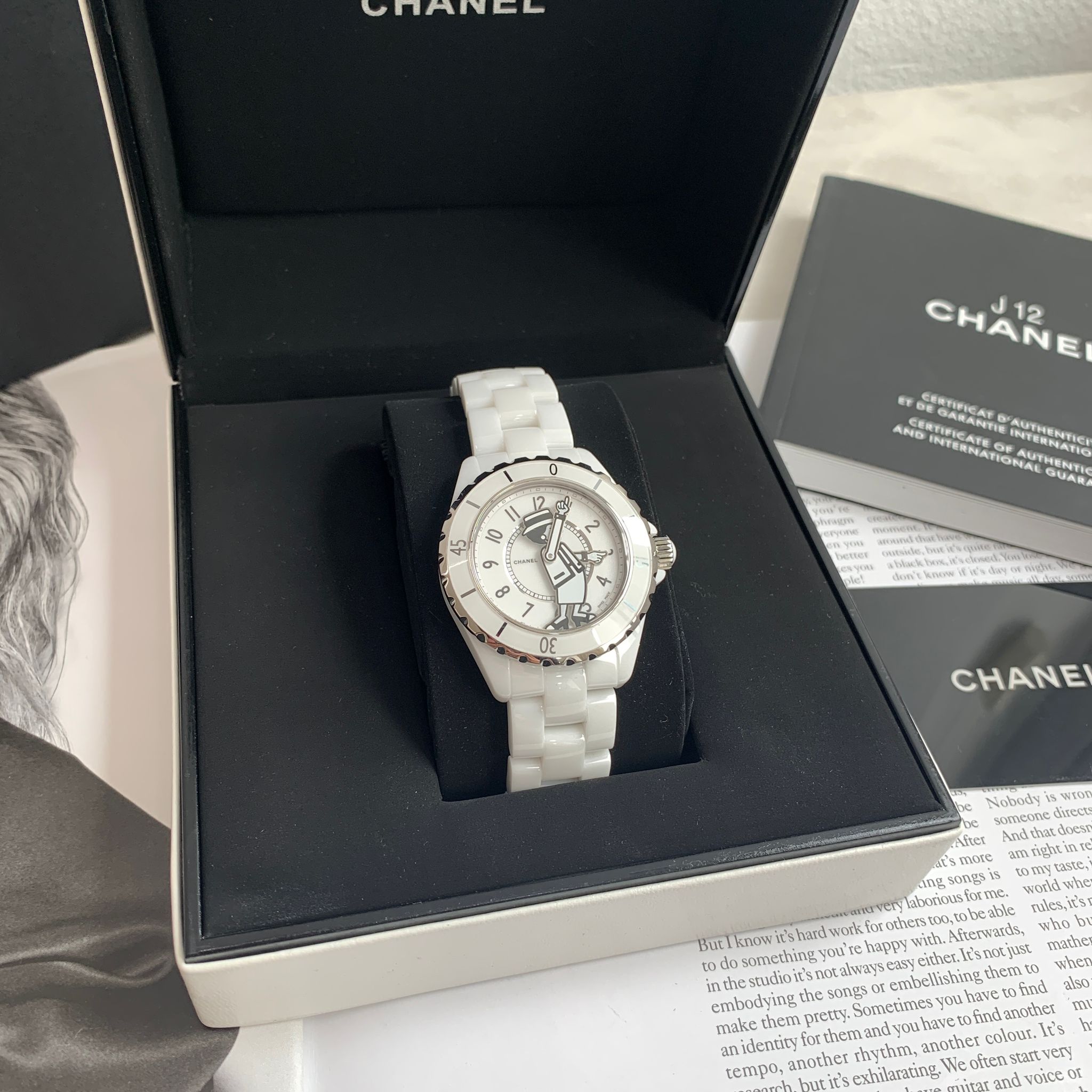 CHANEL  coco 女士 白色腕錶 限量版