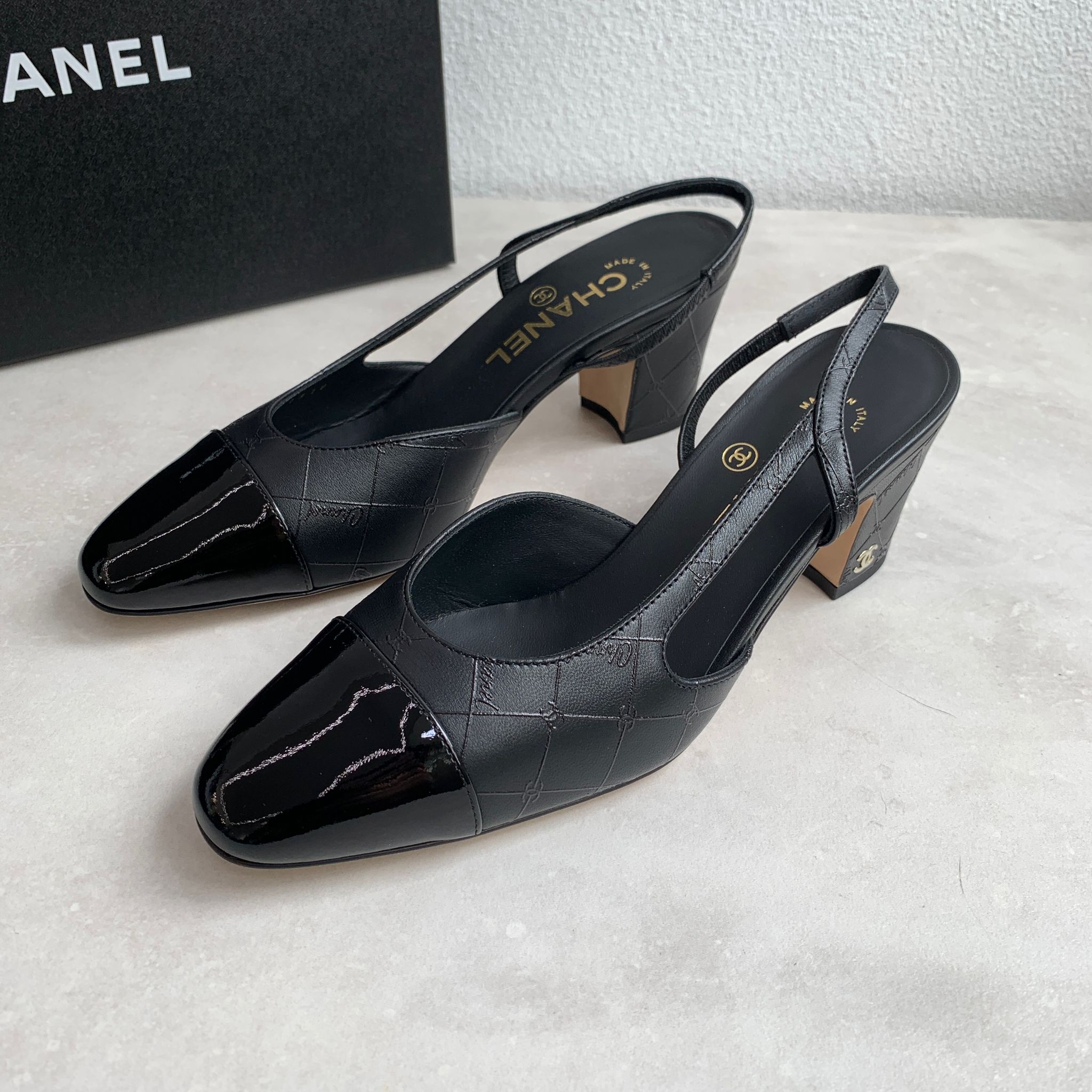 Chanel Sling Back 黑色