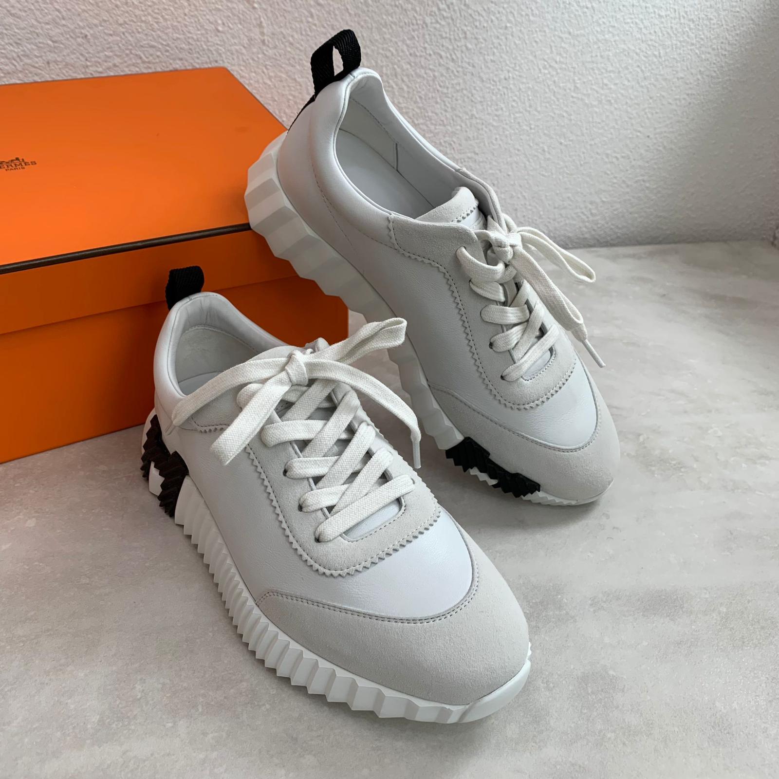 Hermès Bouncing 麂皮拼接米色球鞋